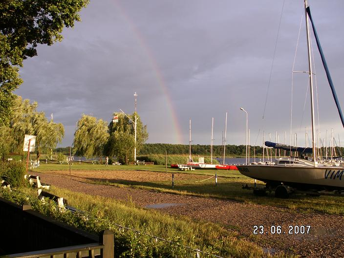 1659092007-05-18_003.jpg